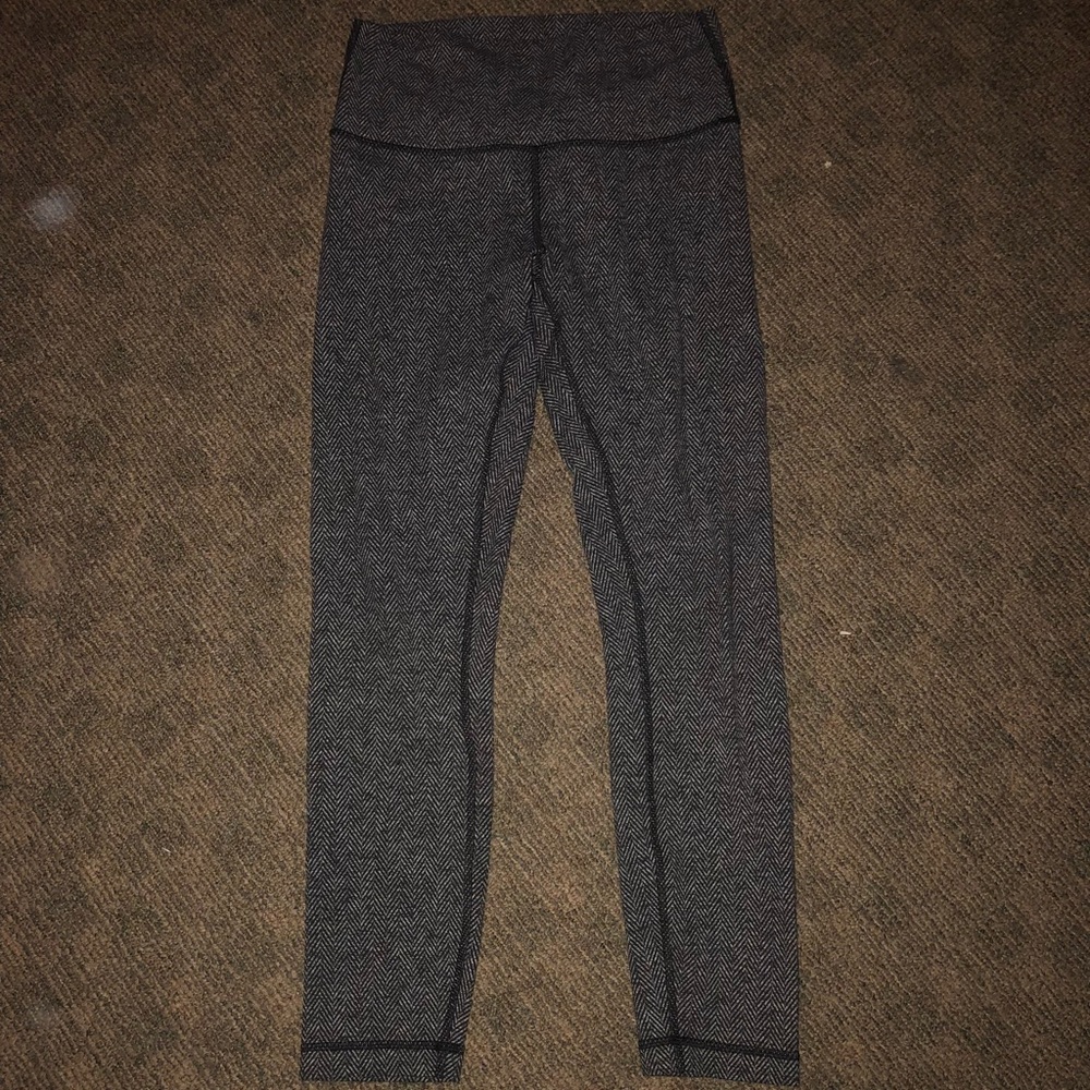 Lululemon wonder under leggings